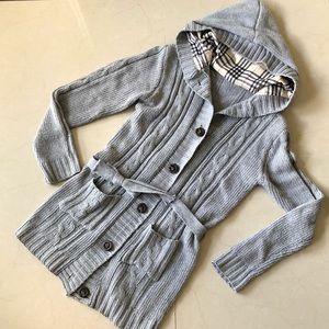 Cable knit sweater M/L in Gray